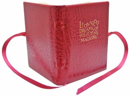 Leonardo-open-both-covers